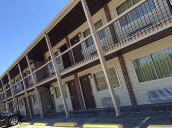 Redwood Inn Gadsden Buitenkant foto